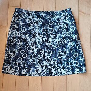 NWOT SC&CO navy, black and white print skort size 8